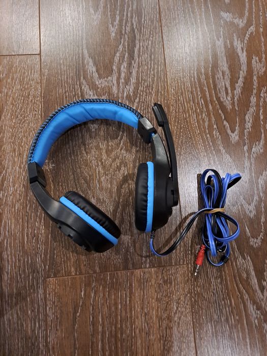 Чисто нови Слушалки Fury