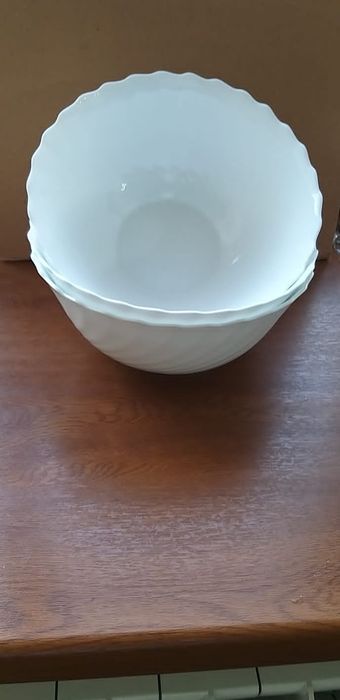 Блюдо глубокое фарфор