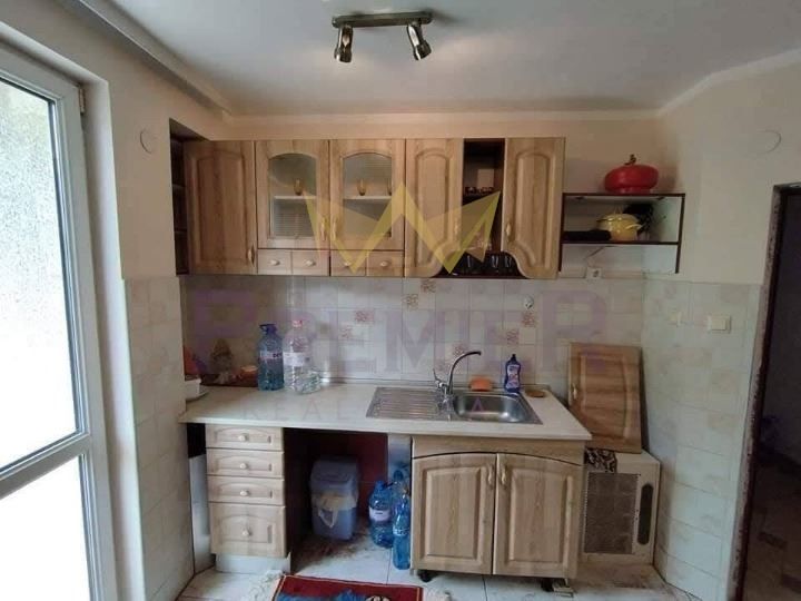 Продава се Двустаен апартамент в Варна, Колхозен пазар - 52 кв.м за 2116 €/кв.м - Снимка #1