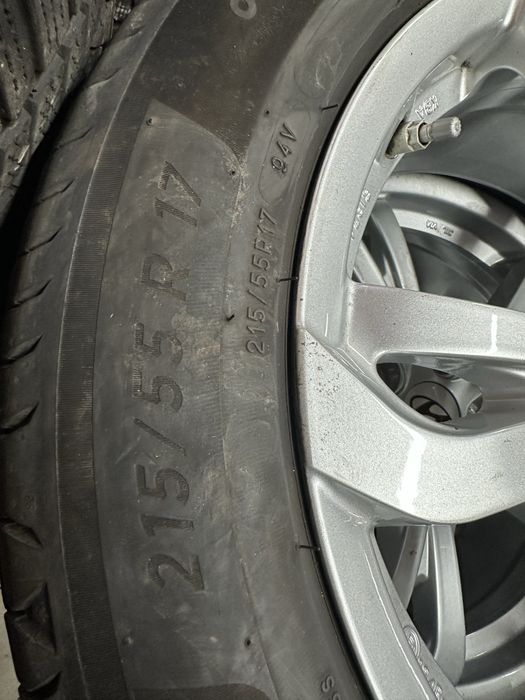 Roti de vara Hyundai Kona 215/55R17 Michelin DOT2022 senzori presiune