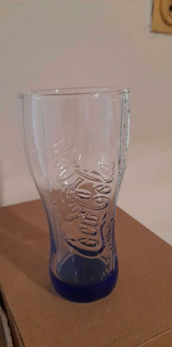Чисто нови чаши Coca-Cola