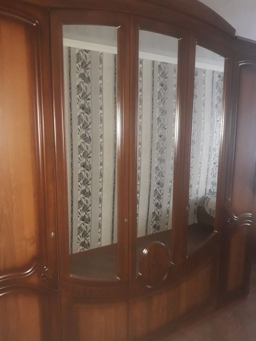 Спальный гарнитур