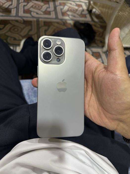 Iphone 15 pro max 256 e sim