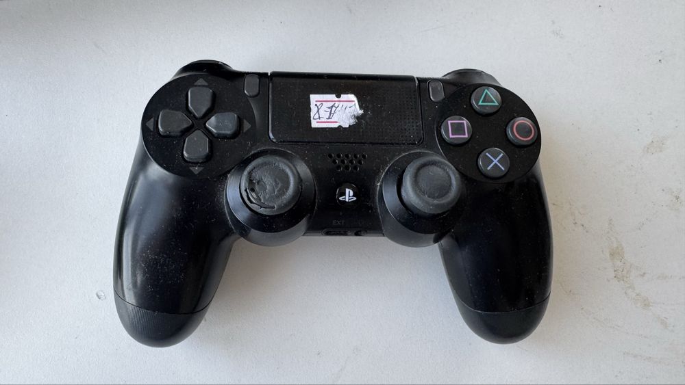 Плейстейшэн PS 4 pro игровой