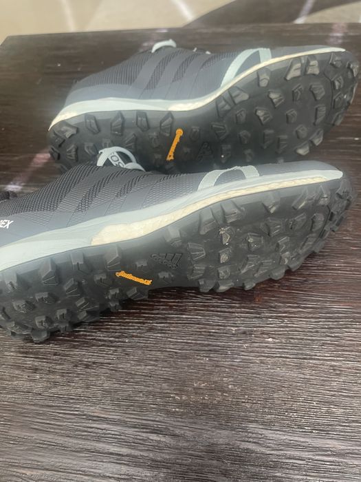 Маратонки Адидас Терекс 305