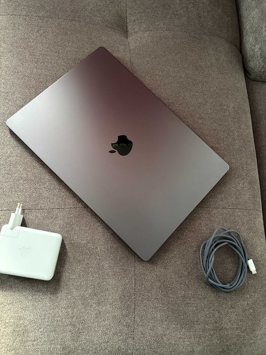 Apple Macbook Pro 16 M3 Pro 36 GB Ram 512 Disk