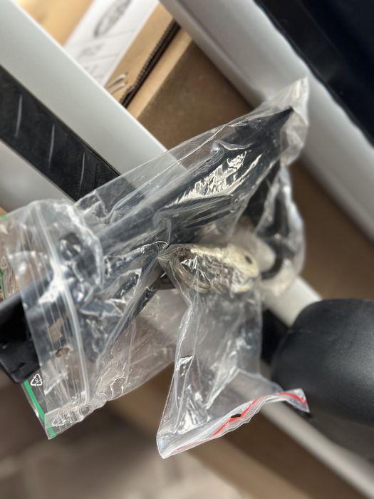 Поперечины + крепления для лыж