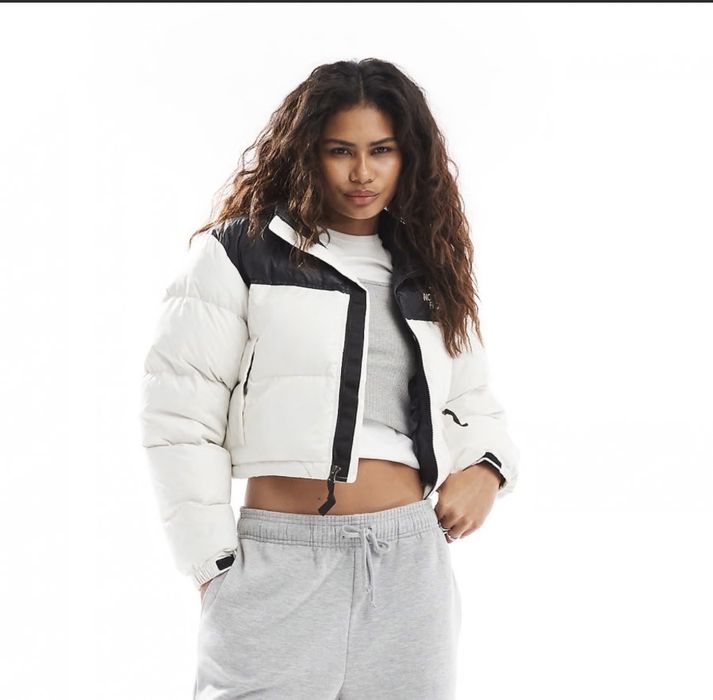 Geaca femei The North Face Nuptse Short