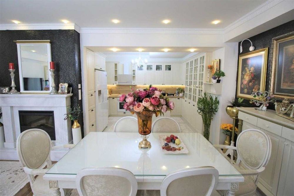 Дава се под наем Двустаен апартамент в Бургас, Изгрев - 64 кв.м за 280.5 € - Снимка #1