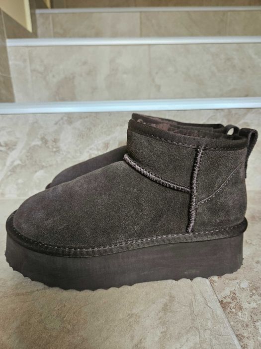 Боти тип апрески, кожа