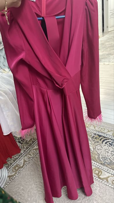 Продам вечерние платья