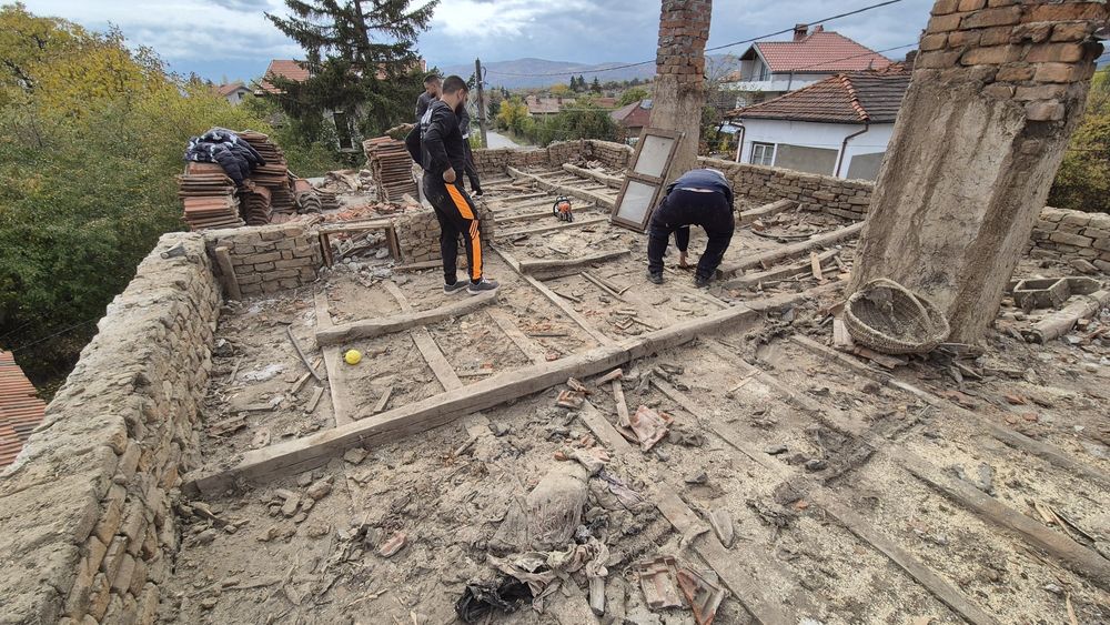 Ремонт на покриви