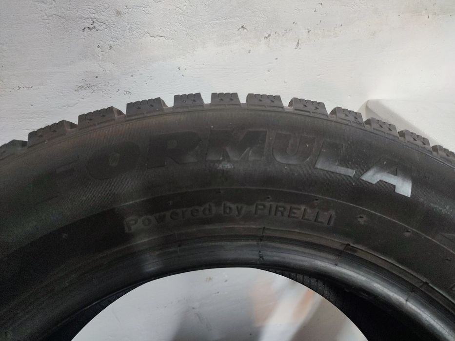 Продам комплект Резины на 16 Pirelli