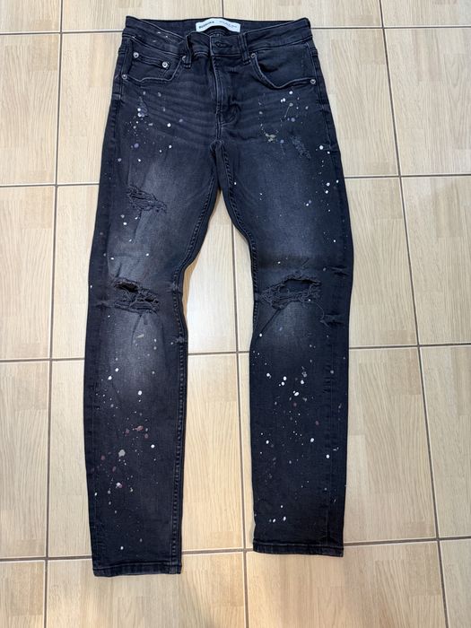 Blugi skinny din Bershka in stare buna marimea 34(Xs)