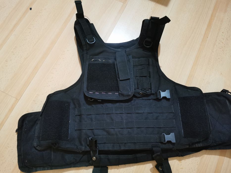 Жилетка тактическа