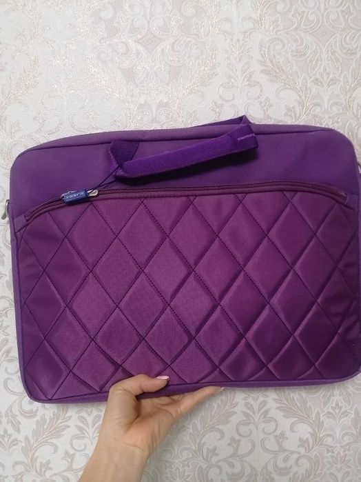 Чехол на ноутбук