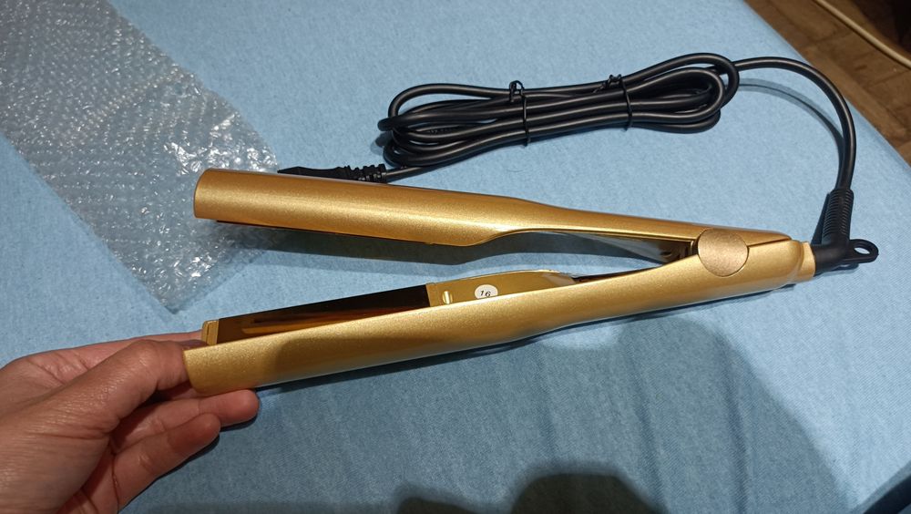 Преса за къдрене на коса