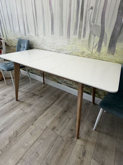 Продам кухонный стол