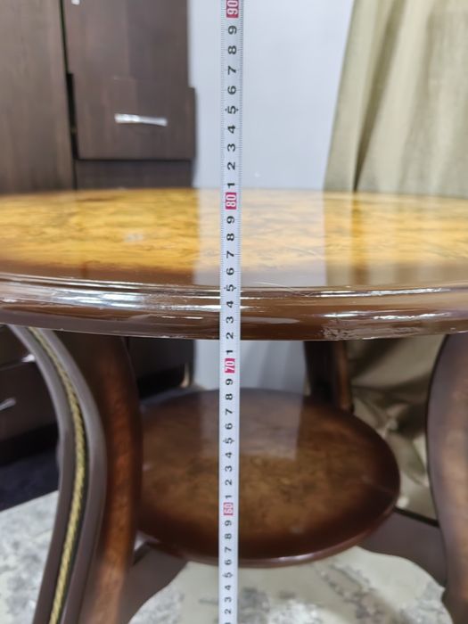 Продам стол круглый