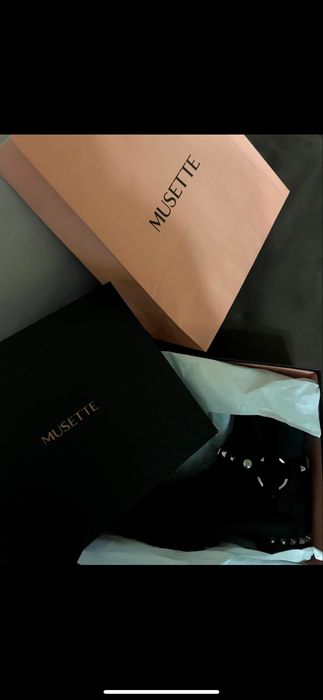 Musette велурени боти