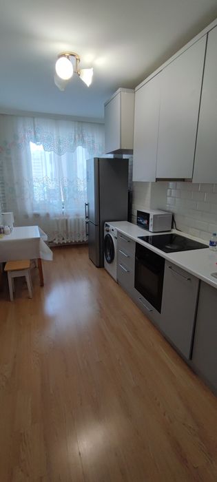 Ищем на подселение девушек. Левый берег.