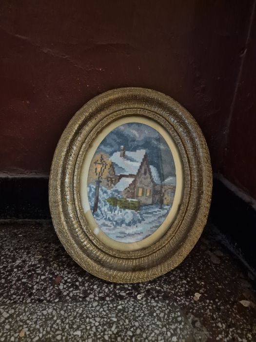 Гоблени с красиви ретро рамки