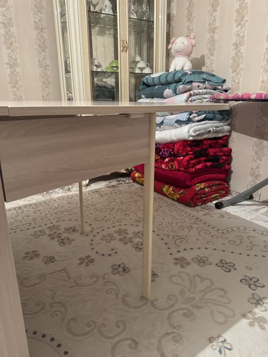 Продам раскладной стол, почти новый