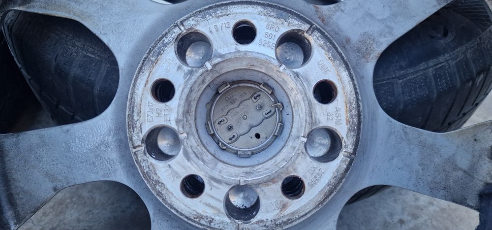 Jante  Audi Q5 17" OEM + Anvelope Iarnă Continental 235/65 R17