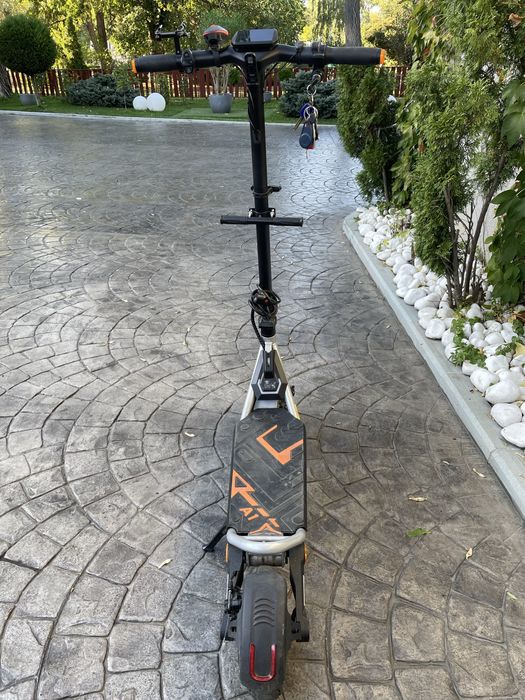 Vand trotinerta kukirin a 1