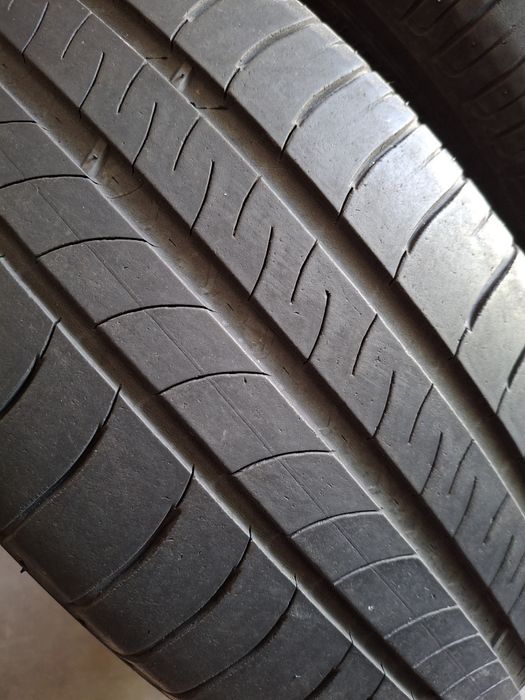 2 Anvelope de vară 205 60 r16 Michelin