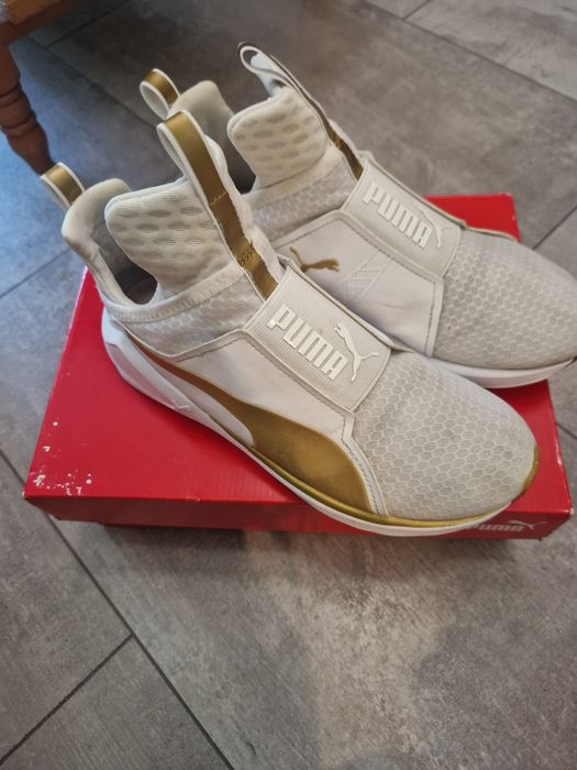 маратонки nike, puma