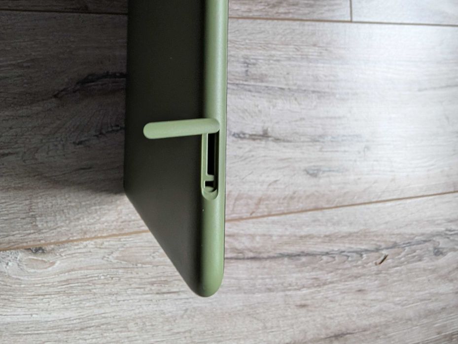 Продавам 10 инчов таблет Amazon Fire HD 10 - 11 поколение