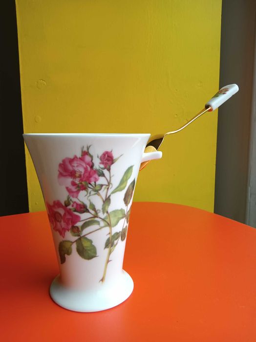 Чаши за чай, нови в перфектно състояние - чудесен КОЛЕДЕН подарък