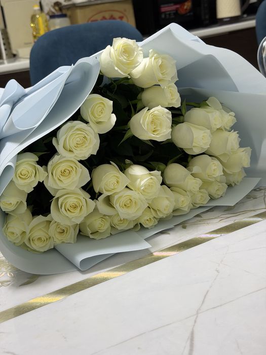 Белый розы 31шт свежие Шымкент