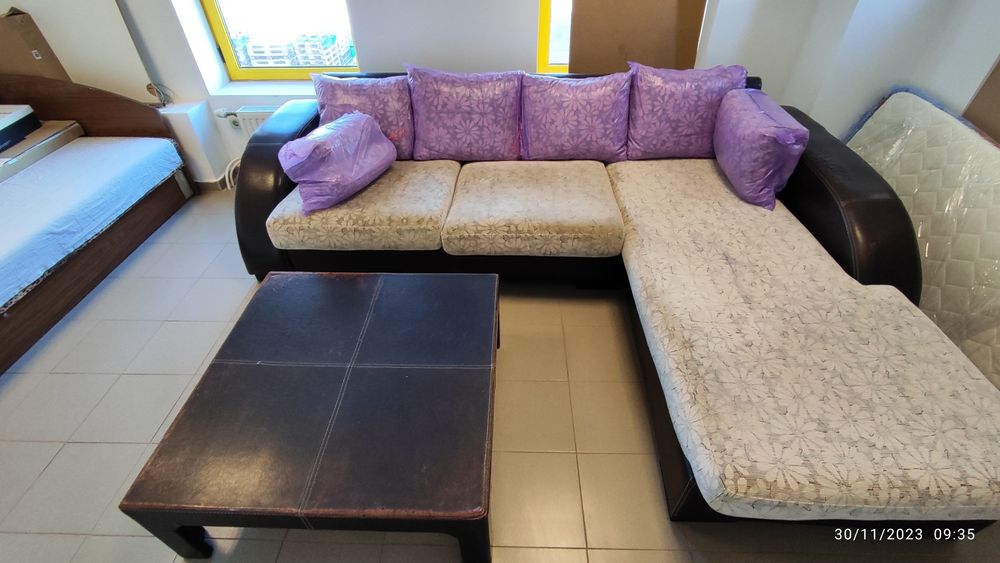 Продавам ъглов диван ставаш на легло