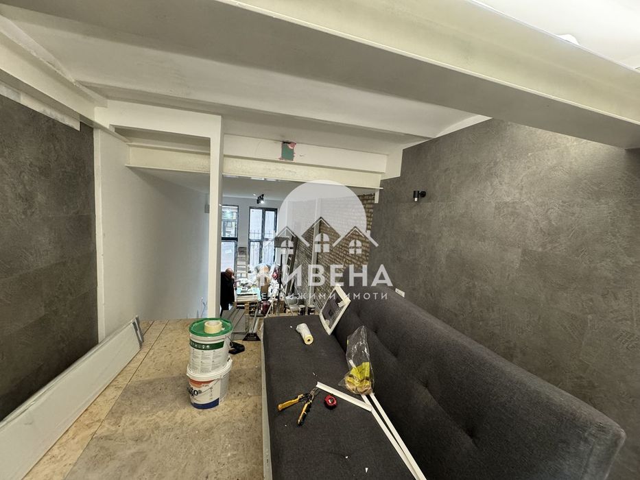 Продава се Хотел в Варна, ЖП Гара - 450 кв.м за 1889 €/кв.м - Снимка #9