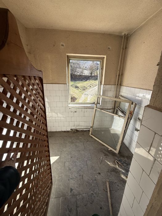 Garsoniera , Aleea Brazilor