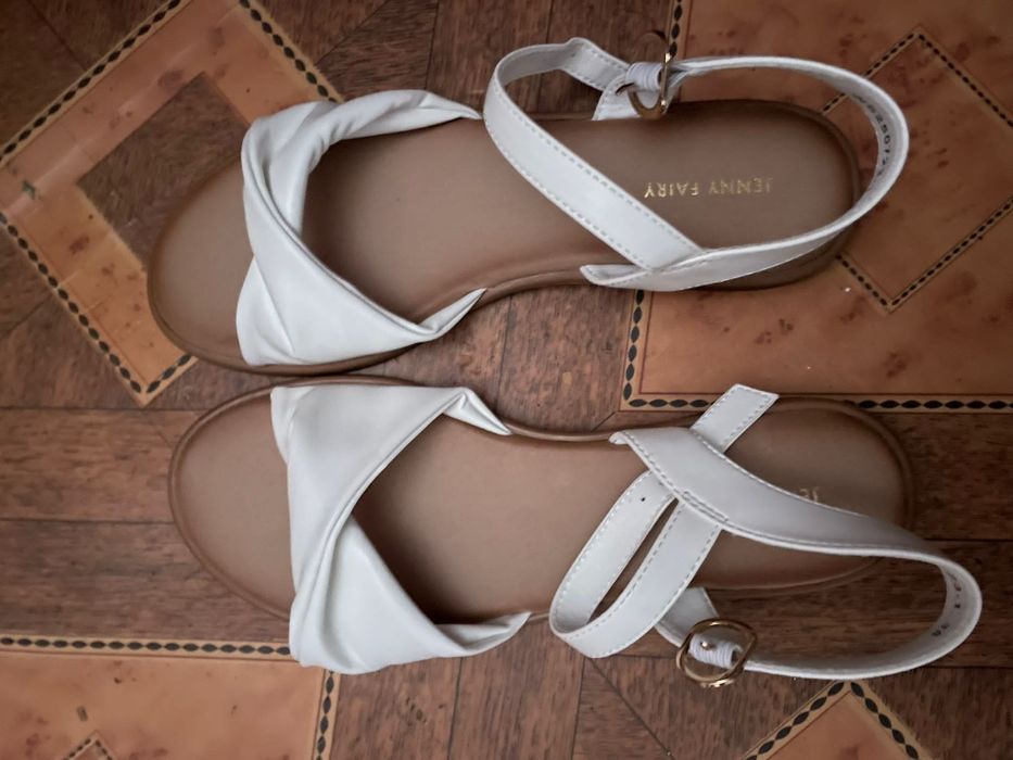 Sandale noi albe jenny fayre