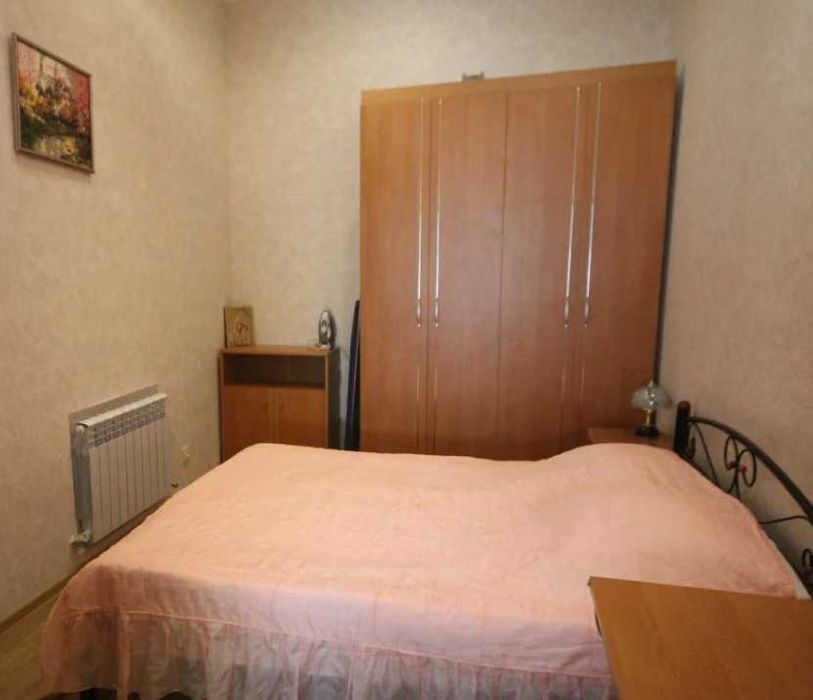 Дава се под наем Двустаен апартамент в Пловдив, Център - 65 кв.м за 255 € - Снимка #1