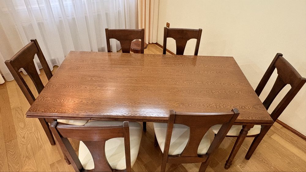 Masa din Lemn Masiv Extensibila pe Doua Lungimi cu 6 Scaune