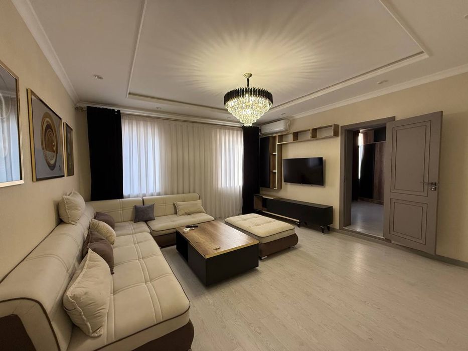 Сдается квартира 4/7/9 метро Айбек