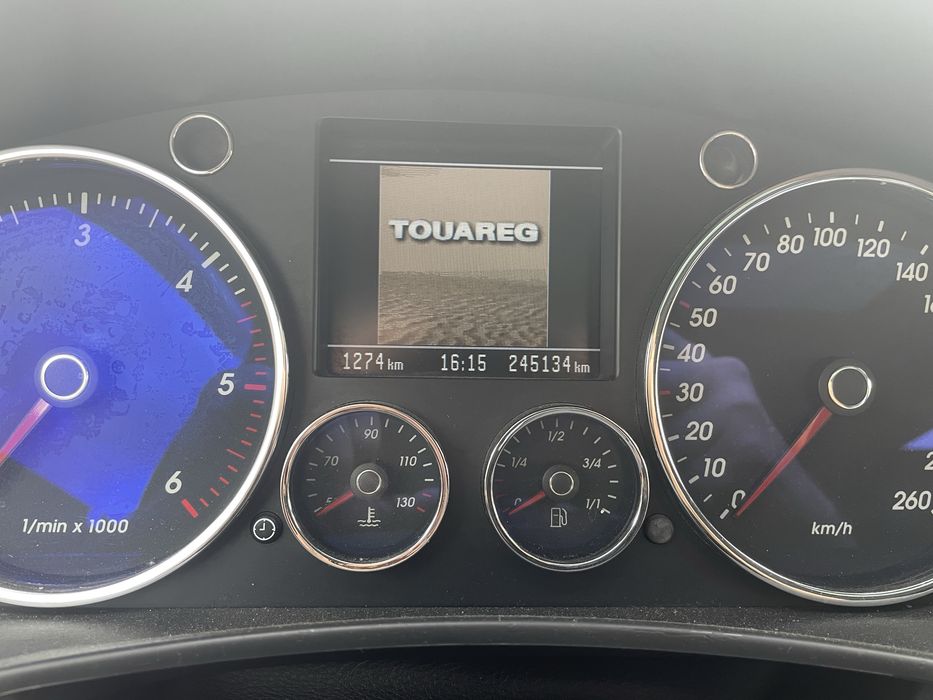VOLKSWAGEN Touareg 0 — imagine 4