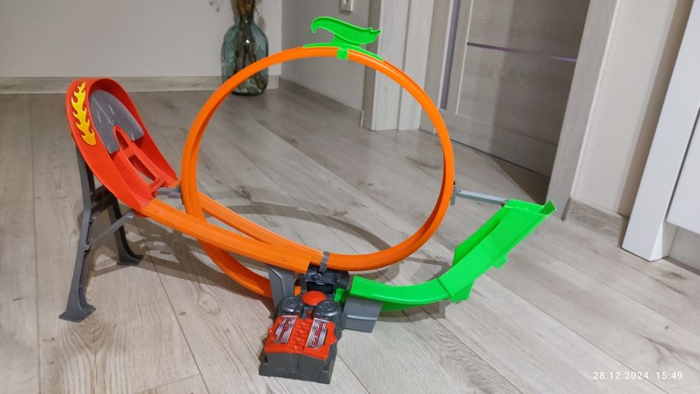 Hot wheels писта