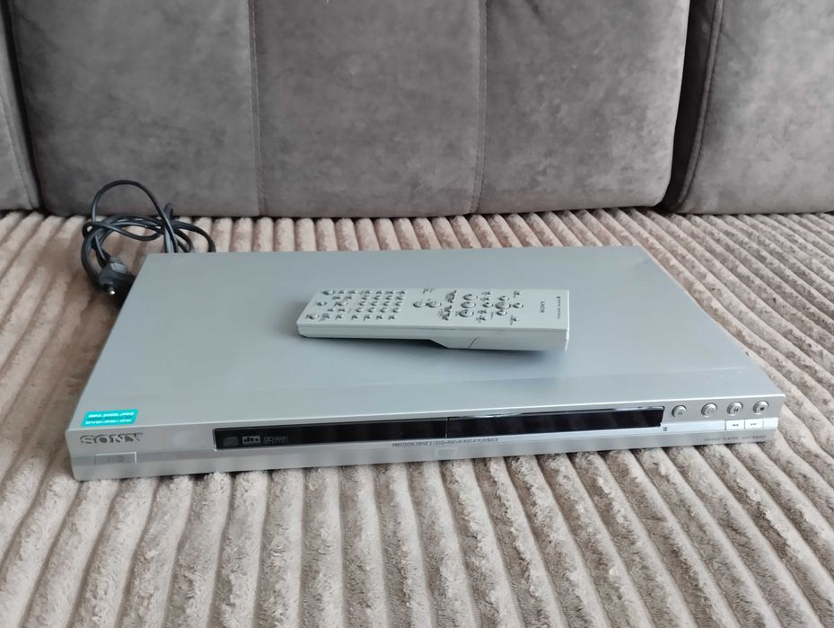 Продам CD DVD Player SONY Model DVP- NS355