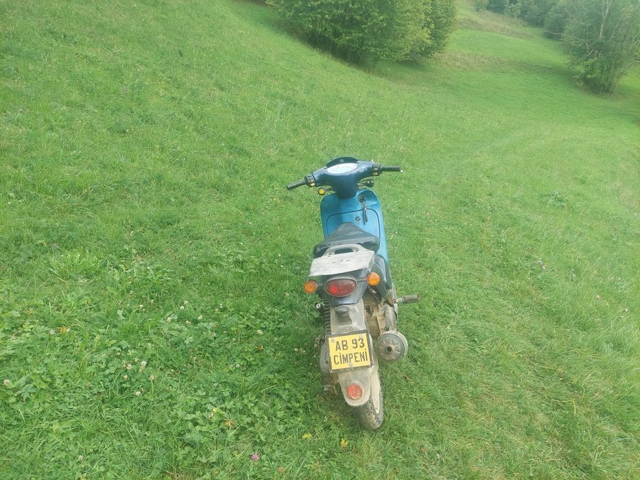Vand scuter aprilia scarabeo 100cc 2t sau schimb cu cross 200cc /250cc