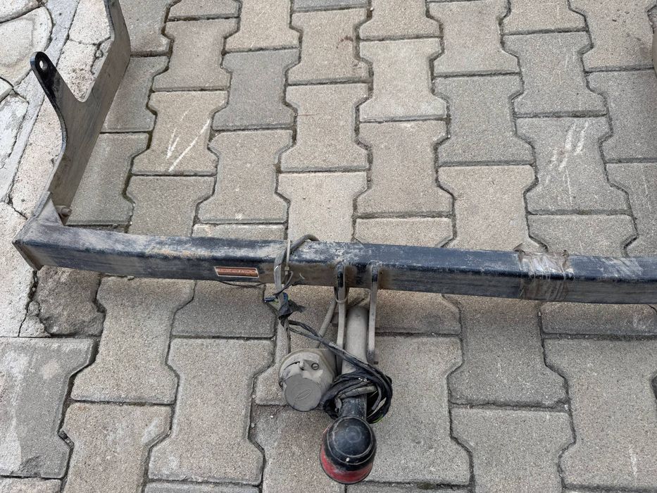 Продам фаркоп на Ларгус