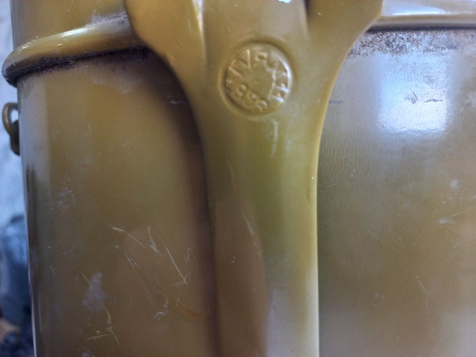 Военный армейских котелок с маслом  абсолютно новый