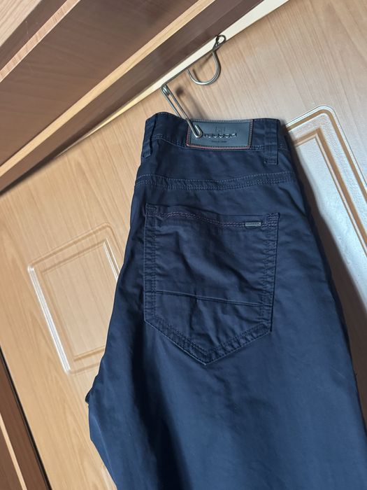 Мъжко сако с панталон.