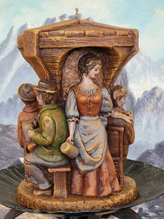 Lumânare sculptată manual