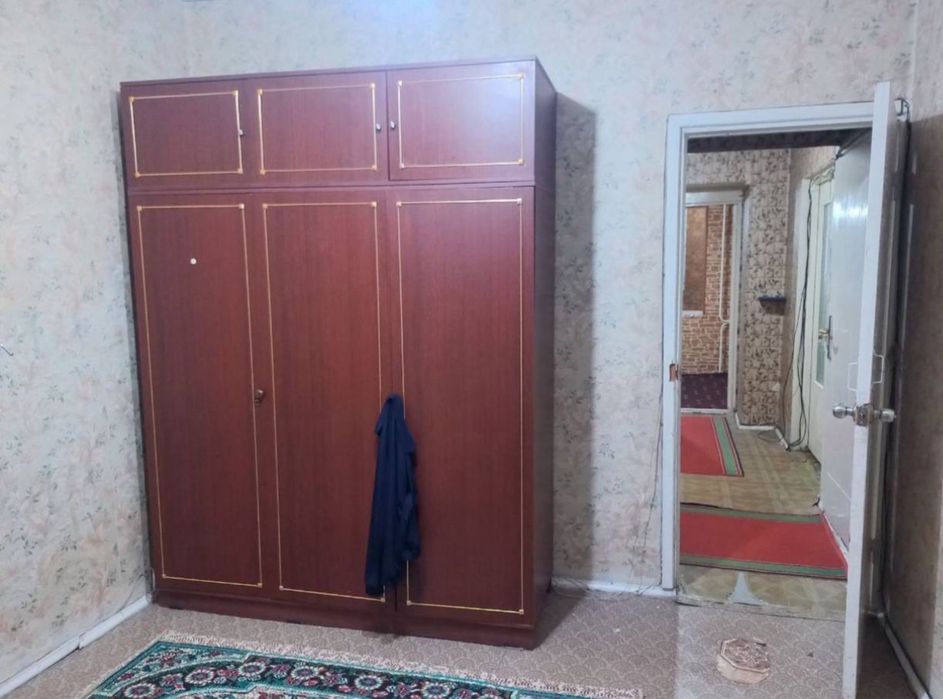 Сергели 8 А да 2 хонали уй срочно ижарага берилади